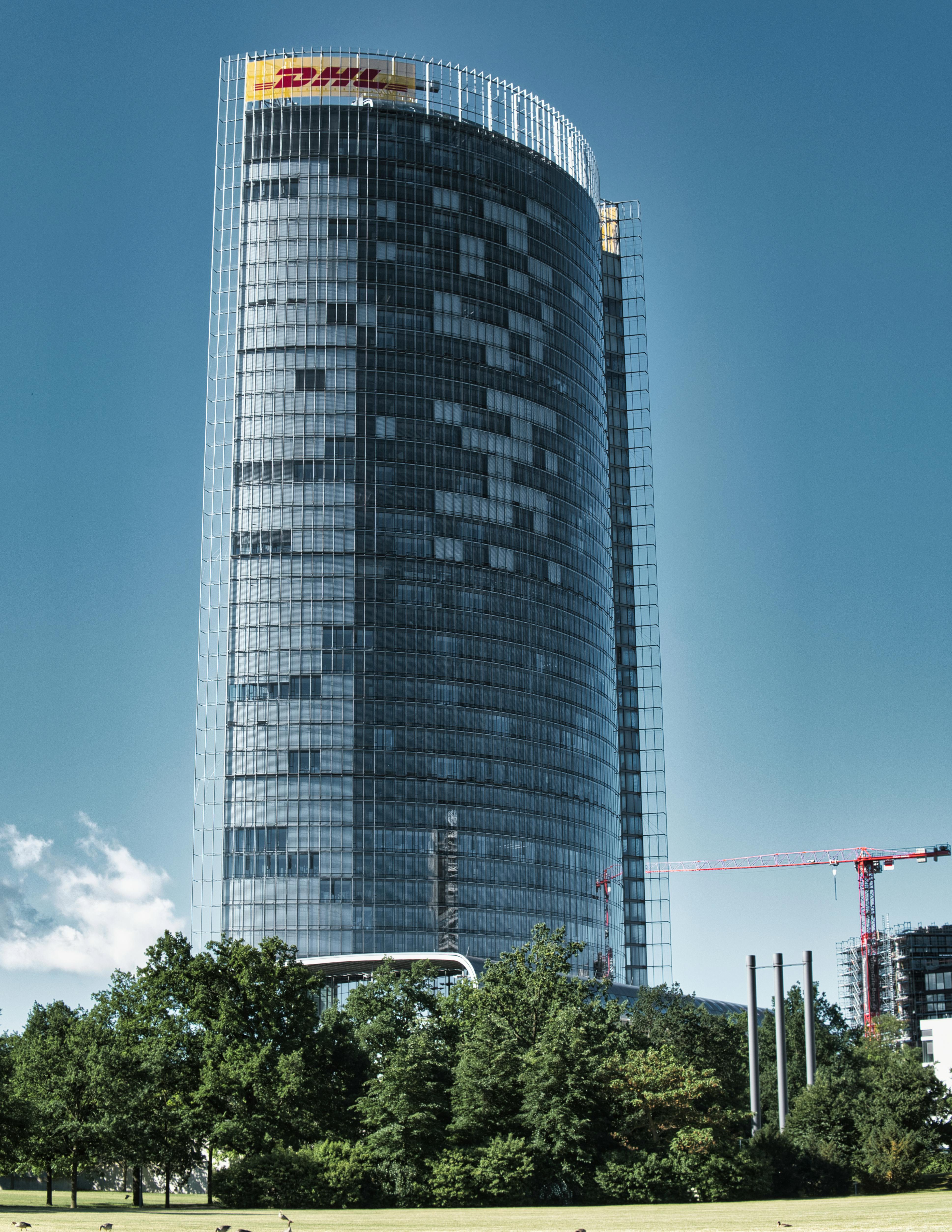 DHL Center